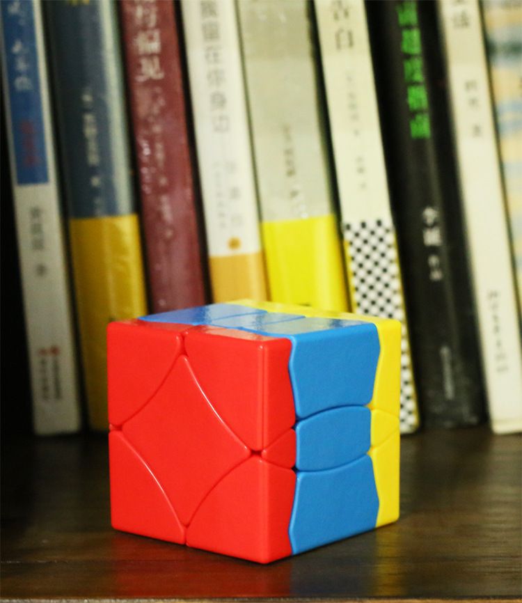 (image for) SENGSO Phoenix Megaminx Cube Stickerless - Random Color Scheme