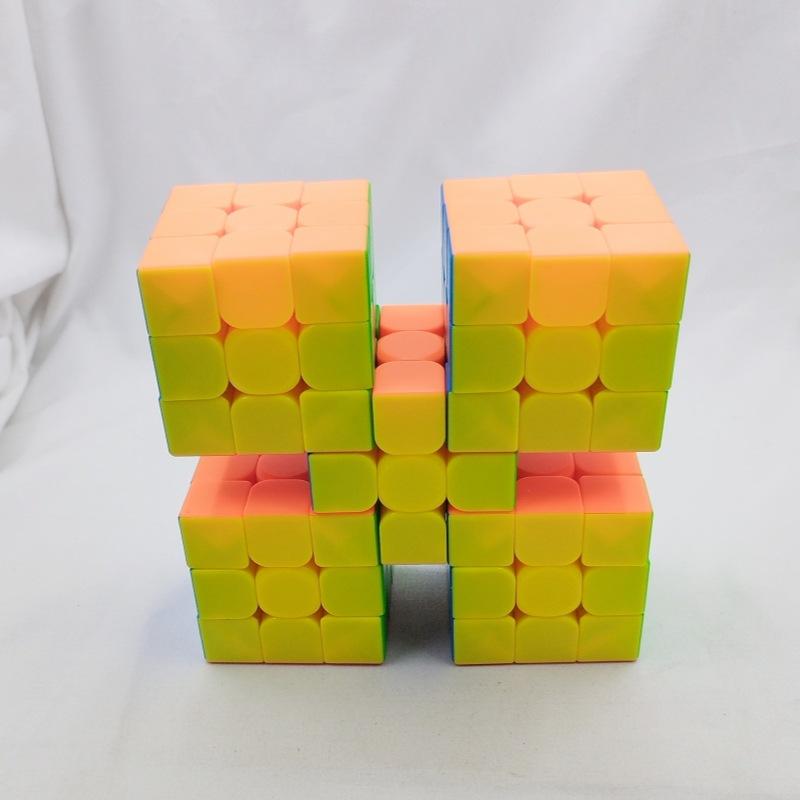 (image for) CubeTwist 5‑Connected Bridge‑Linked Siamese 3x3 Cube, Restricted Rotation High‑Difficulty Twisty Puzzle