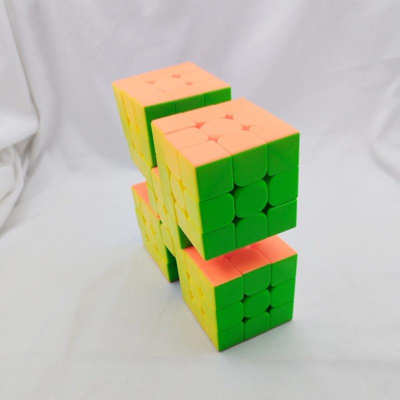 (image for) CubeTwist 5‑Connected Bridge‑Linked Siamese 3x3 Cube, Restricted Rotation High‑Difficulty Twisty Puzzle