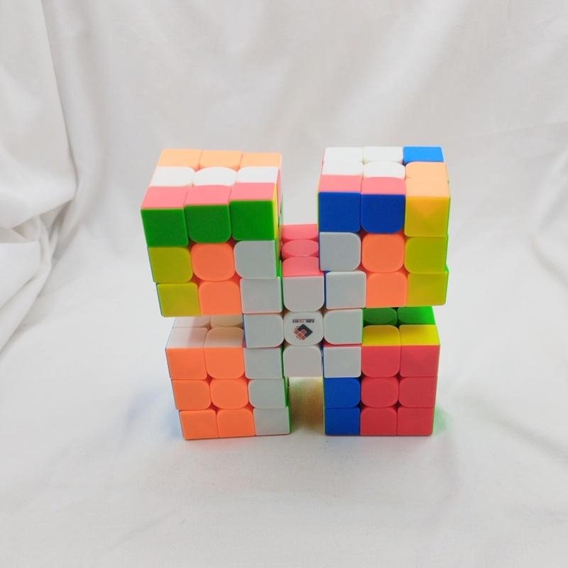 (image for) CubeTwist 5‑Connected Bridge‑Linked Siamese 3x3 Cube, Restricted Rotation High‑Difficulty Twisty Puzzle