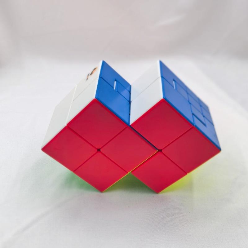 (image for) CubeTwist Puppet No.2 Siamese Cube, Dual‑Block Connected 3x3 Twisty Puzzle