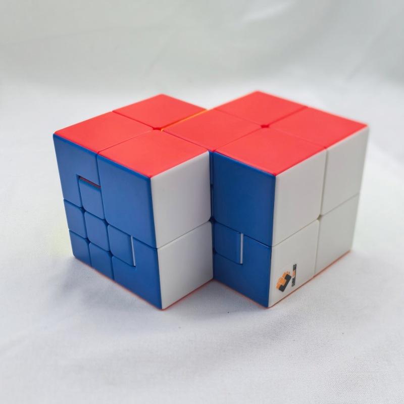 (image for) CubeTwist Puppet No.2 Siamese Cube, Dual‑Block Connected 3x3 Twisty Puzzle