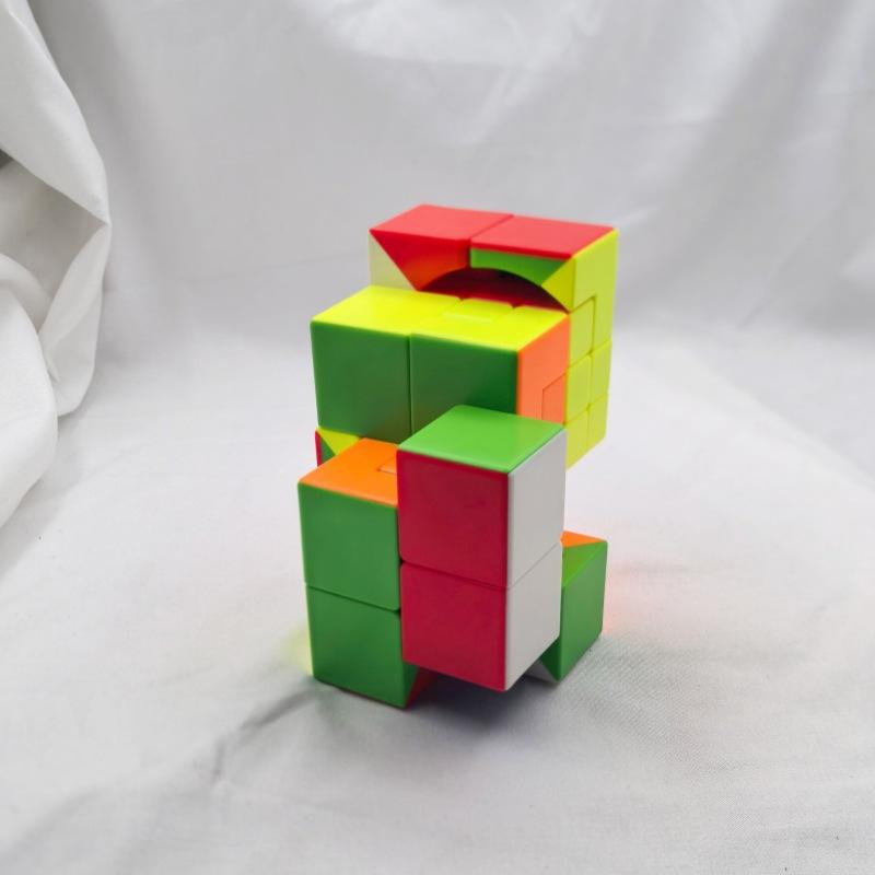 (image for) CubeTwist Puppet No.2 Siamese Cube, Dual‑Block Connected 3x3 Twisty Puzzle