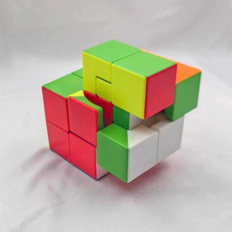 (image for) CubeTwist Puppet No.2 Siamese Cube, Dual‑Block Connected 3x3 Twisty Puzzle