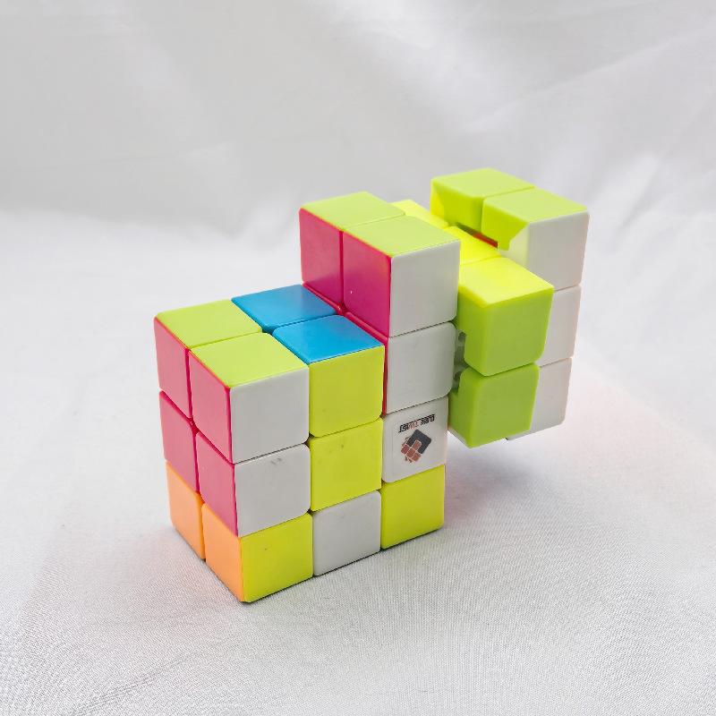 (image for) CubeTwist 233 Siamese Bandaged Cube, High‑Difficulty Twisty Puzzle, Colorful Body Brain Teaser Toy