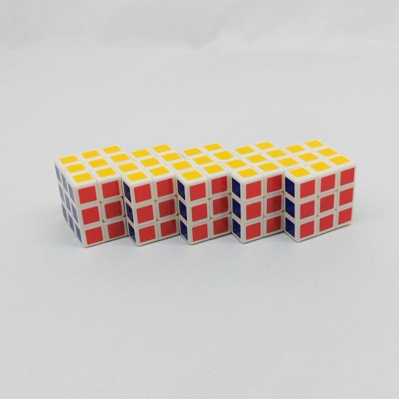 (image for) CubeTwist Mini Siamese Cube 3.0cm White Base, 2‑6 to 10‑6 Extended Connected Twisty Puzzle with Restricted Rotation
