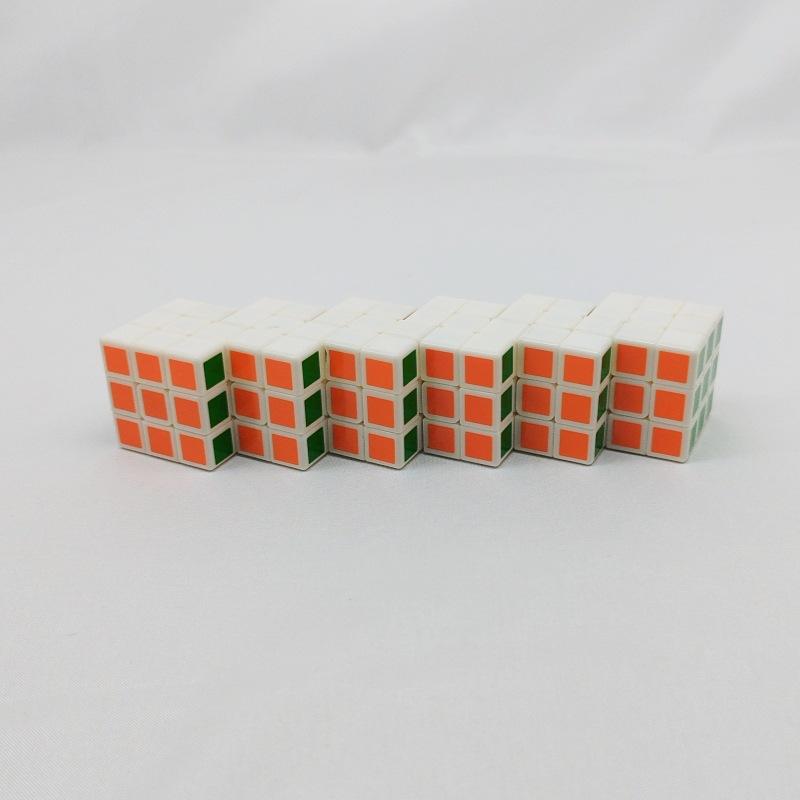 (image for) CubeTwist Mini Siamese Cube 3.0cm White Base, 2‑6 to 10‑6 Extended Connected Twisty Puzzle with Restricted Rotation