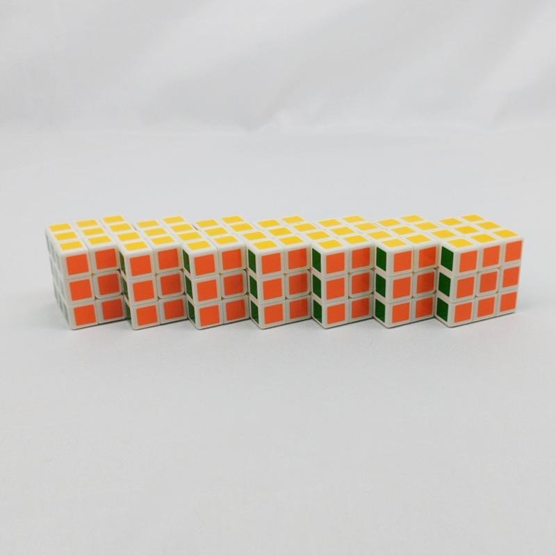 (image for) CubeTwist Mini Siamese Cube 3.0cm White Base, 2‑6 to 10‑6 Extended Connected Twisty Puzzle with Restricted Rotation
