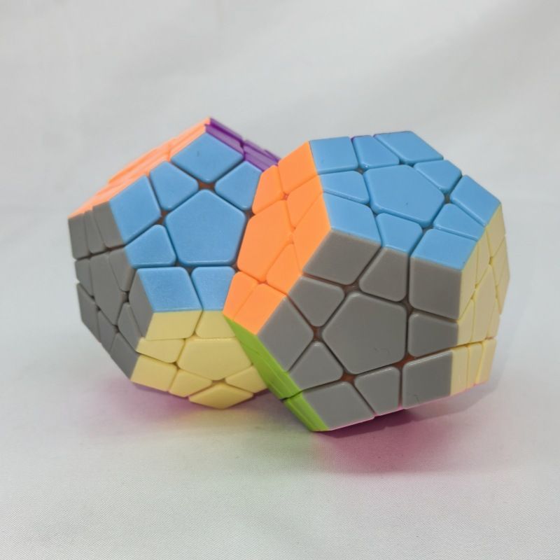 (image for) CubeTwist Siamese Megaminx Cube 2-Body 3-Body Symmetric Color Connected Dodecahedron Puzzle Toy