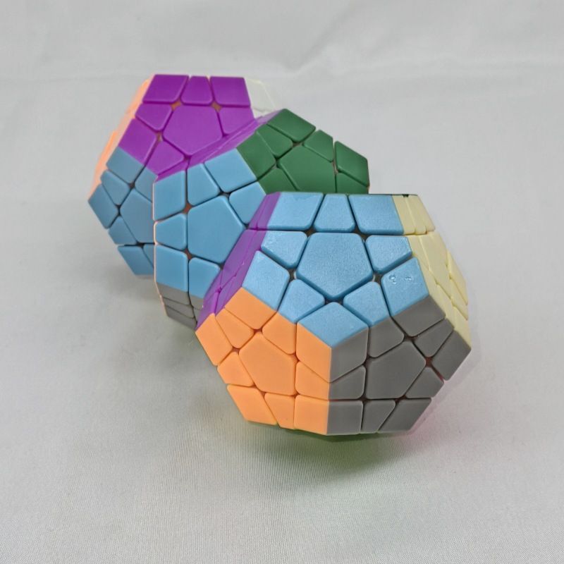 (image for) CubeTwist Siamese Megaminx Cube 2-Body 3-Body Symmetric Color Connected Dodecahedron Puzzle Toy