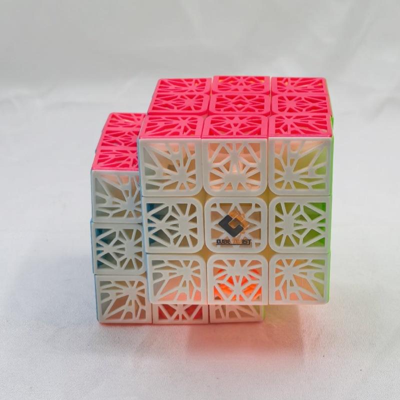 (image for) CubeTwist 2‑in‑8 Hollow Surface Conjoined 3x3 Siamese Cube Rotation‑Limited Puzzle