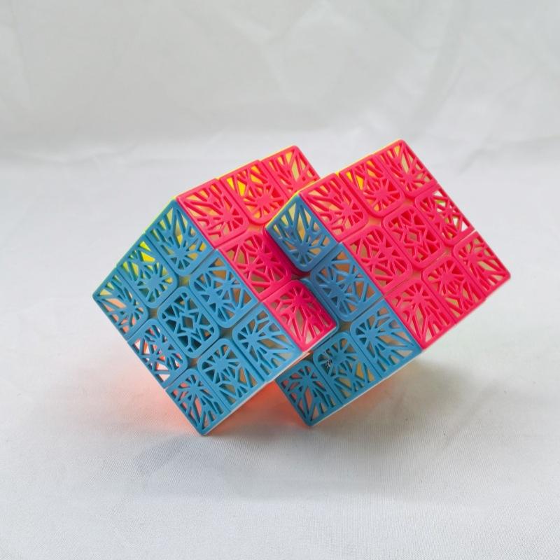 (image for) CubeTwist 2‑in‑8 Hollow Surface Conjoined 3x3 Siamese Cube Rotation‑Limited Puzzle