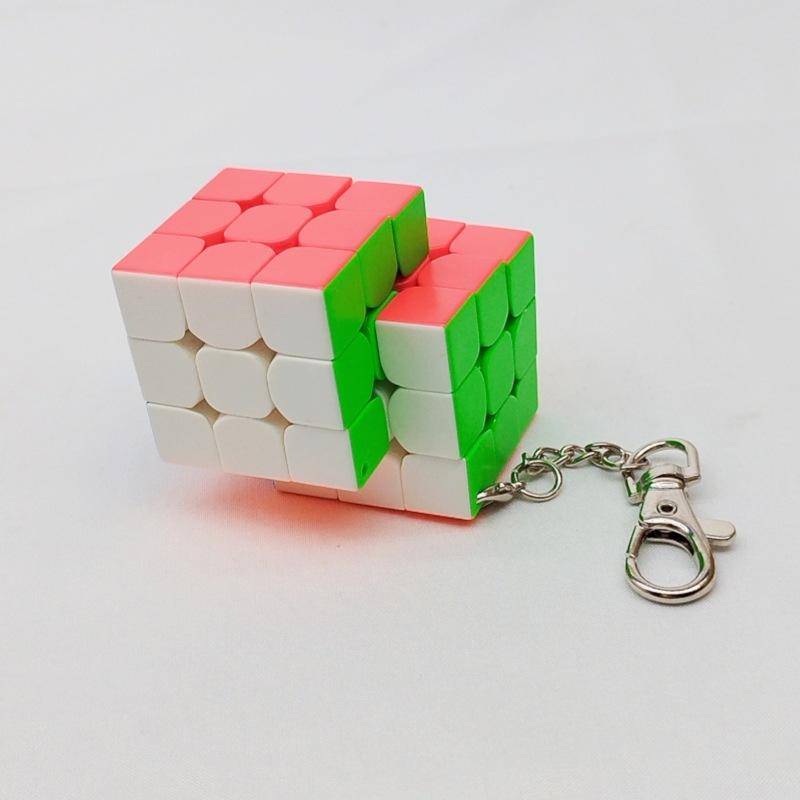 (image for) CubeTwist Mini 2‑Link‑8 Siamese Cube, 30mm Restricted‑Rotation Connected 3x3 Puzzle with Keychain