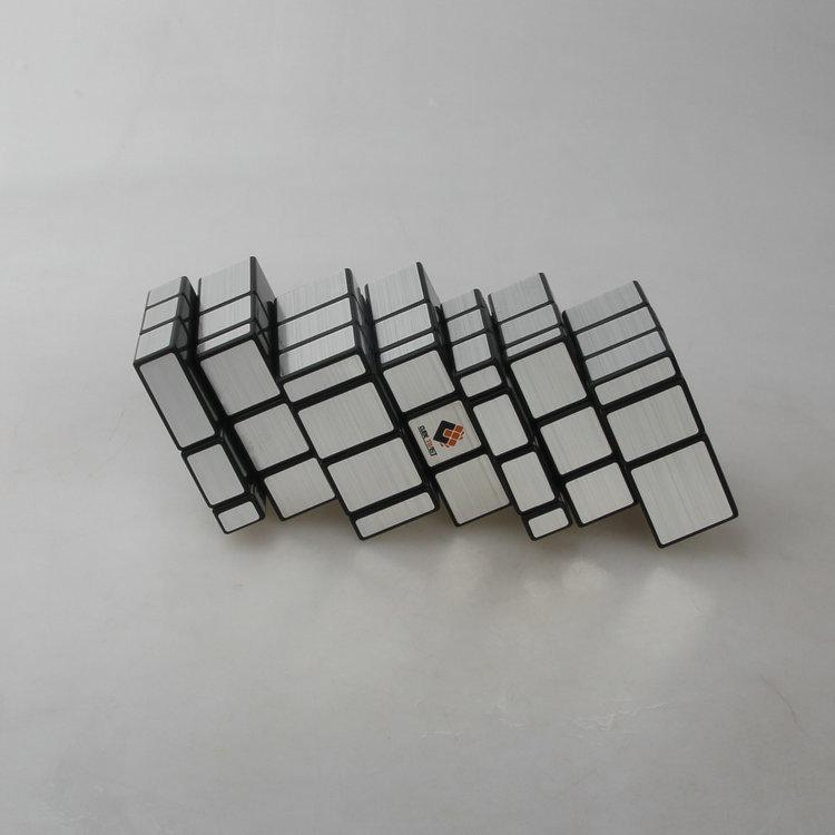 (image for) Cubetwist Layer‑Stack No.3 Mirror 3‑Conjoined Siamese Cube Limited‑Rotation Twist Puzzle