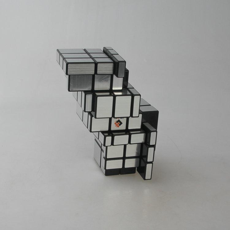 (image for) Cubetwist Layer‑Stack No.3 Mirror 3‑Conjoined Siamese Cube Limited‑Rotation Twist Puzzle