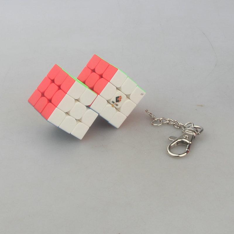 (image for) CubeTwist Mini Connected Siamese Cube 3.0cm, 2‑in‑3 / 2‑in‑6 with Keychain, Restricted Rotation Puzzle