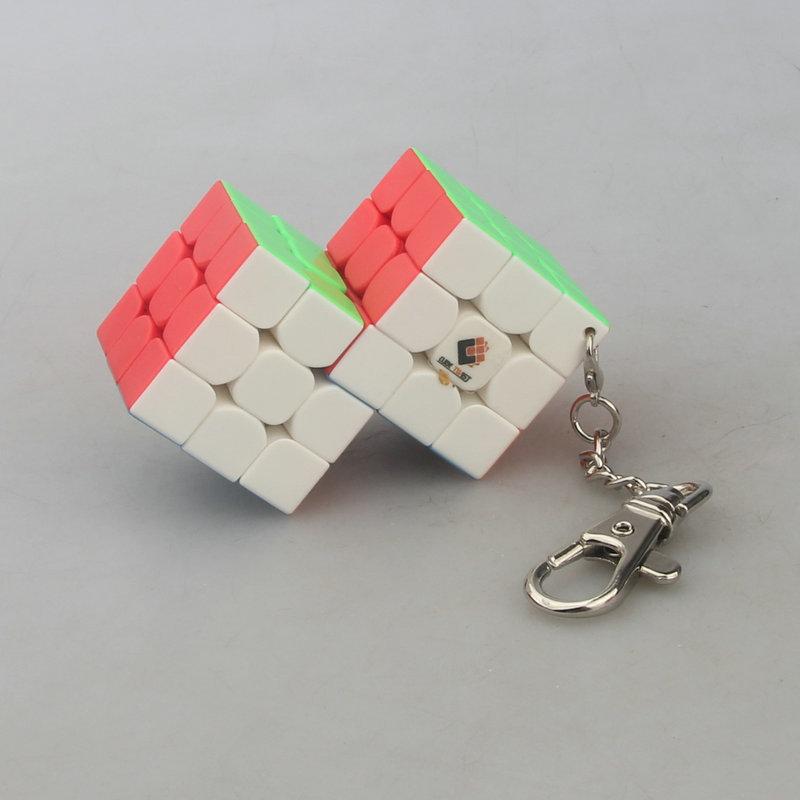 (image for) CubeTwist Mini Connected Siamese Cube 3.0cm, 2‑in‑3 / 2‑in‑6 with Keychain, Restricted Rotation Puzzle
