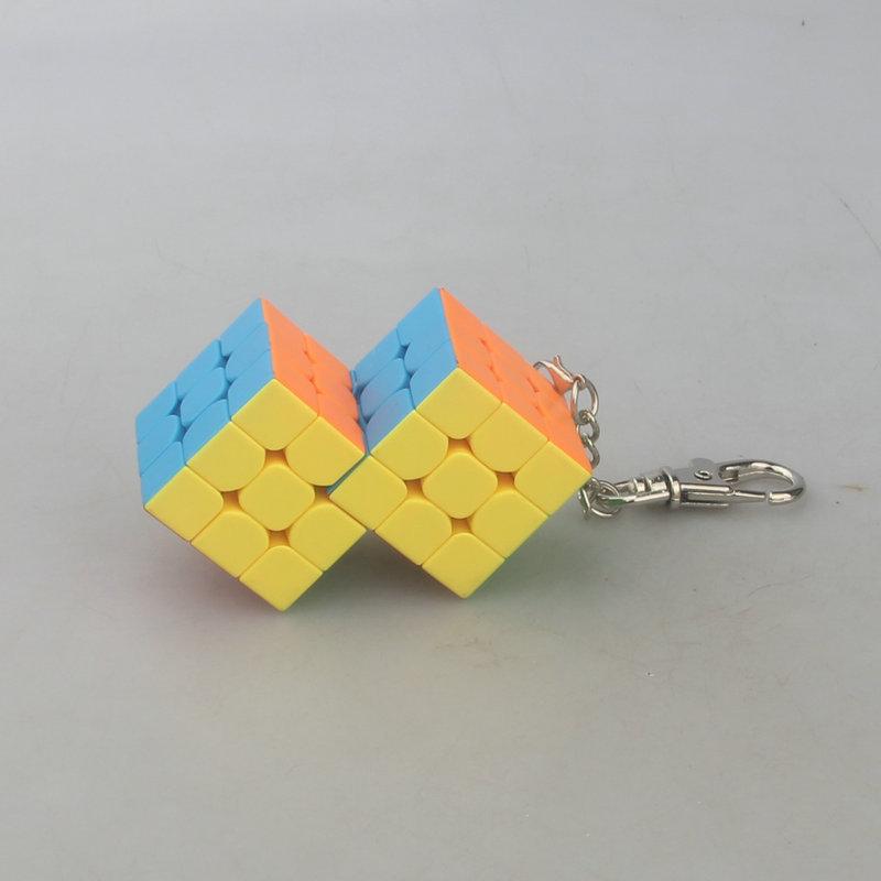 (image for) CubeTwist Mini Connected Siamese Cube 3.0cm, 2‑in‑3 / 2‑in‑6 with Keychain, Restricted Rotation Puzzle