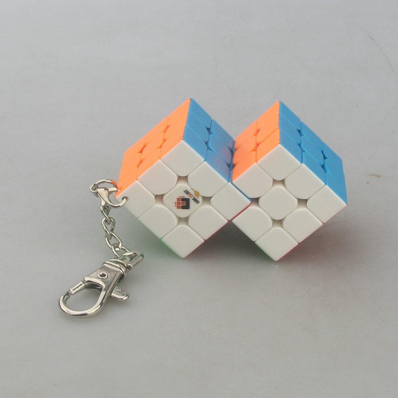 (image for) CubeTwist Mini Connected Siamese Cube 3.0cm, 2‑in‑3 / 2‑in‑6 with Keychain, Restricted Rotation Puzzle