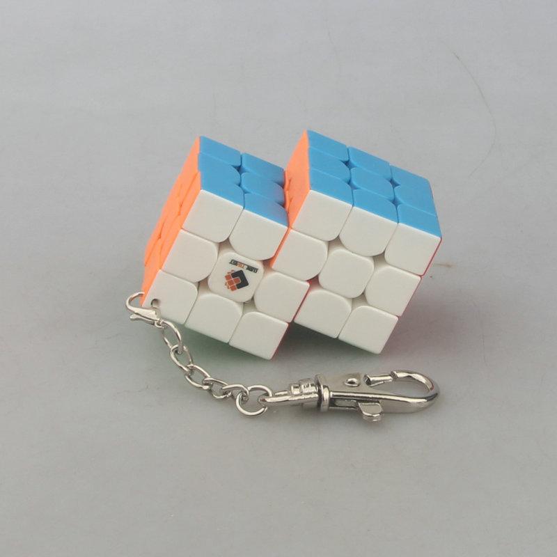 (image for) CubeTwist Mini Connected Siamese Cube 3.0cm, 2‑in‑3 / 2‑in‑6 with Keychain, Restricted Rotation Puzzle