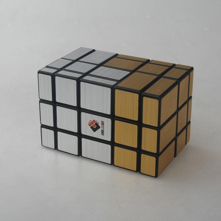(image for) CubeTwist Stack‑1 Mirror Siamese Cube 2‑Unit Connected Mirror Blocks Black Base Gold‑Silver Sticker Puzzle