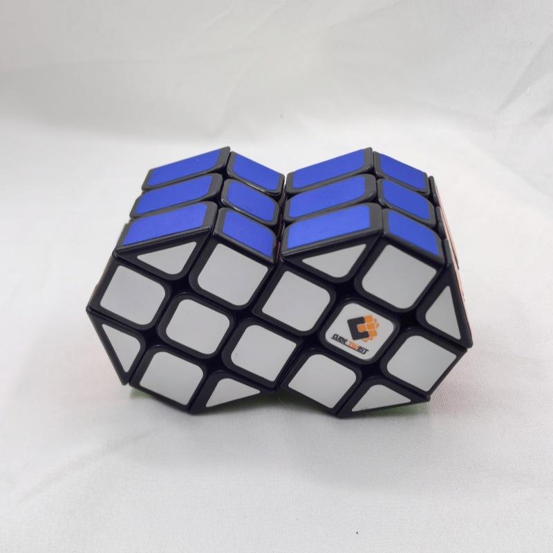 (image for) Cubetwist Cylinder Siamese Cube 2‑in‑6 / 3‑in‑6 Conjoined Cube Limited Rotation Puzzle