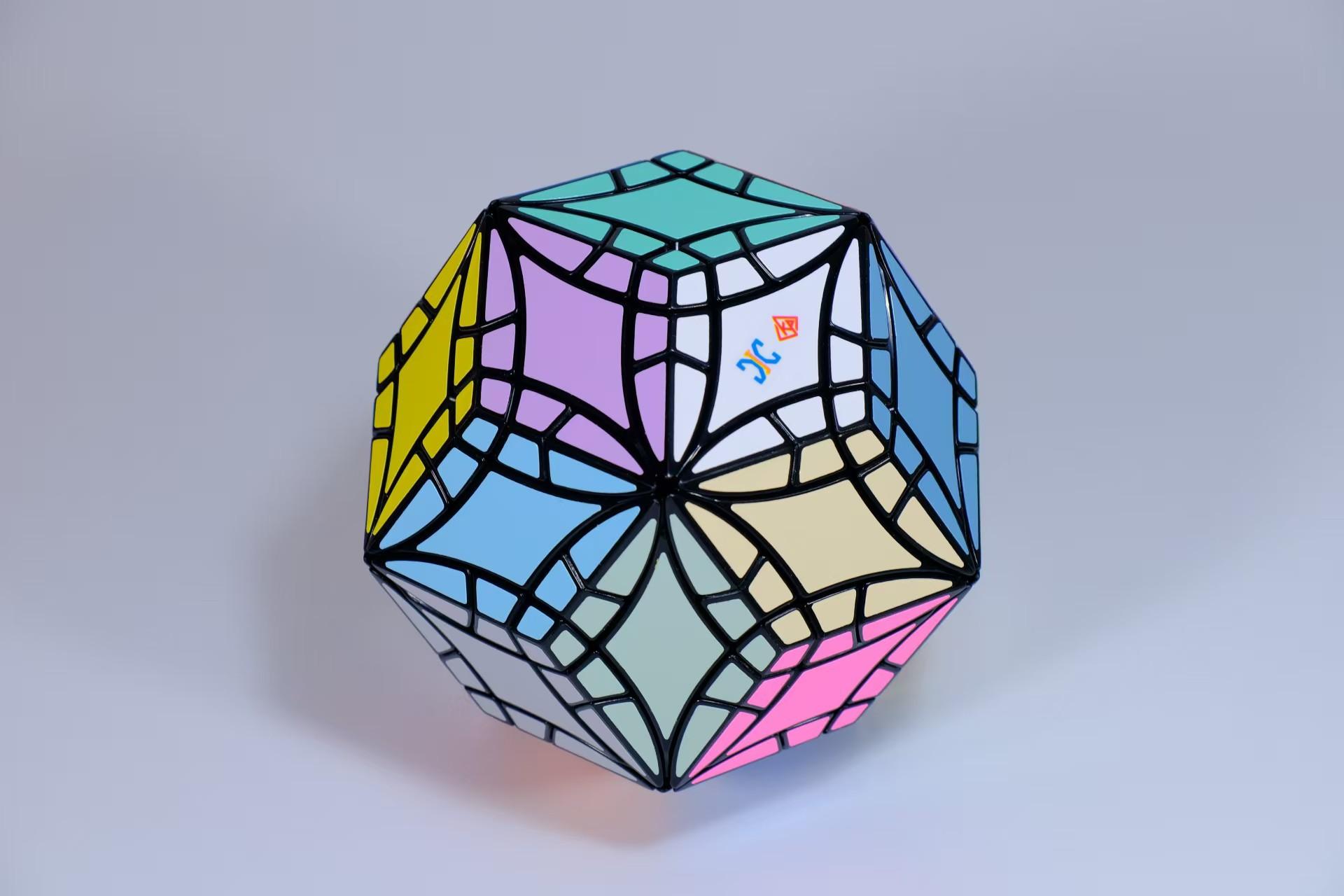 (image for) XinJi CurFaTRhoTri & CurFaTRhoTri Plus Rhombic Triacontahedron Puzzle Cube