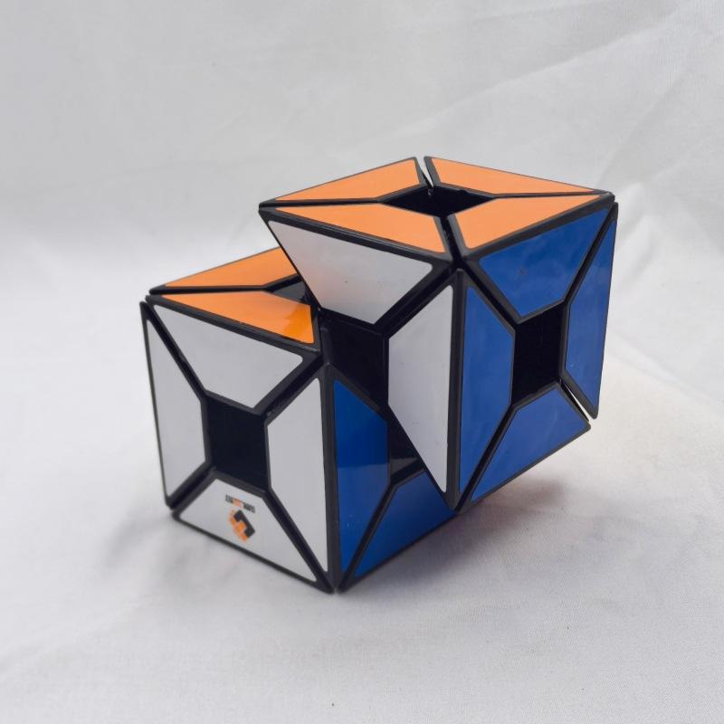 (image for) CubeTwist Void Edge 2‑in‑8 Siamese 3x3 Rotation‑Limited Hollow Puzzle Cube