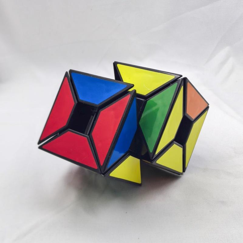 (image for) CubeTwist Void Edge 2‑in‑8 Siamese 3x3 Rotation‑Limited Hollow Puzzle Cube