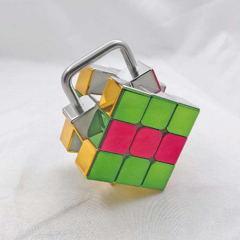 (image for) CubeTwist Handlebar Bandaged Cube, Single‑Bridge Bandaged 3x3 Puzzle Cube, Metallic Color Version